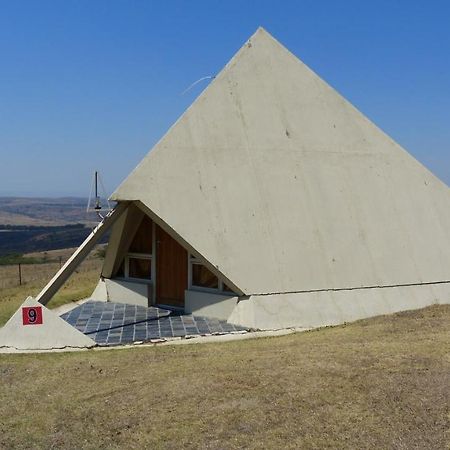 Pyramids Motel Van Reenen Εξωτερικό φωτογραφία