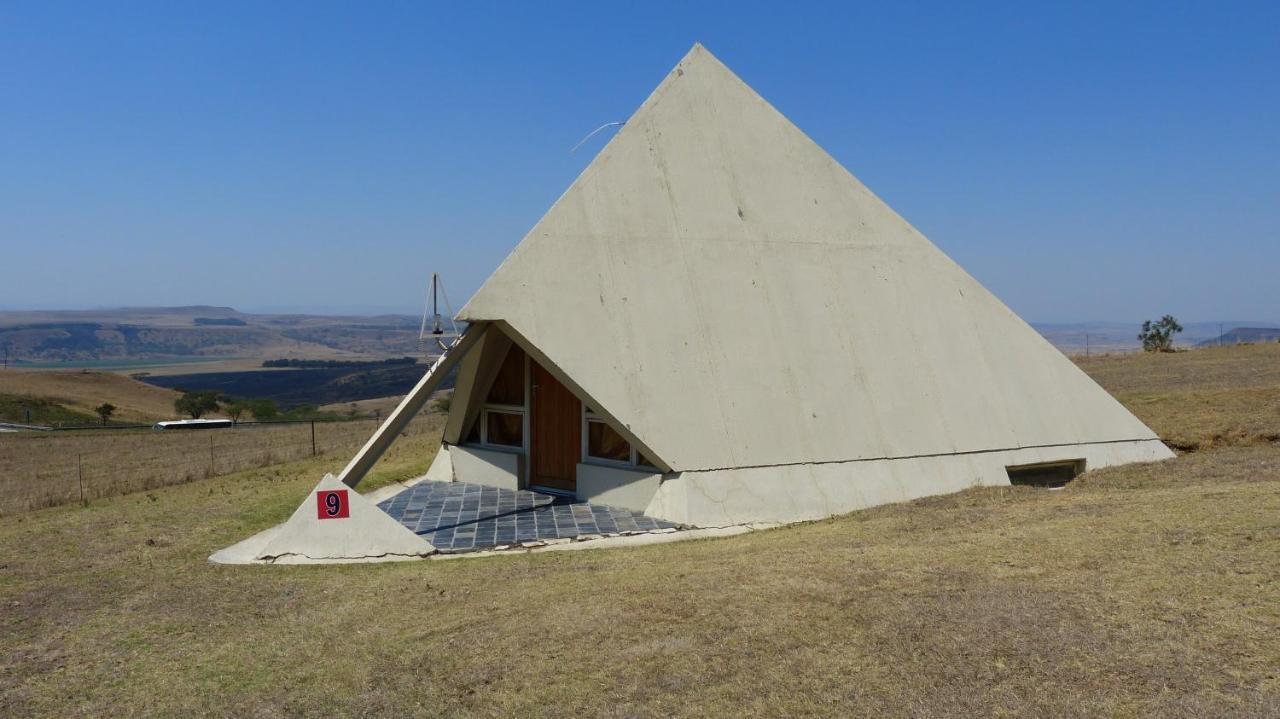 Pyramids Motel Van Reenen Εξωτερικό φωτογραφία