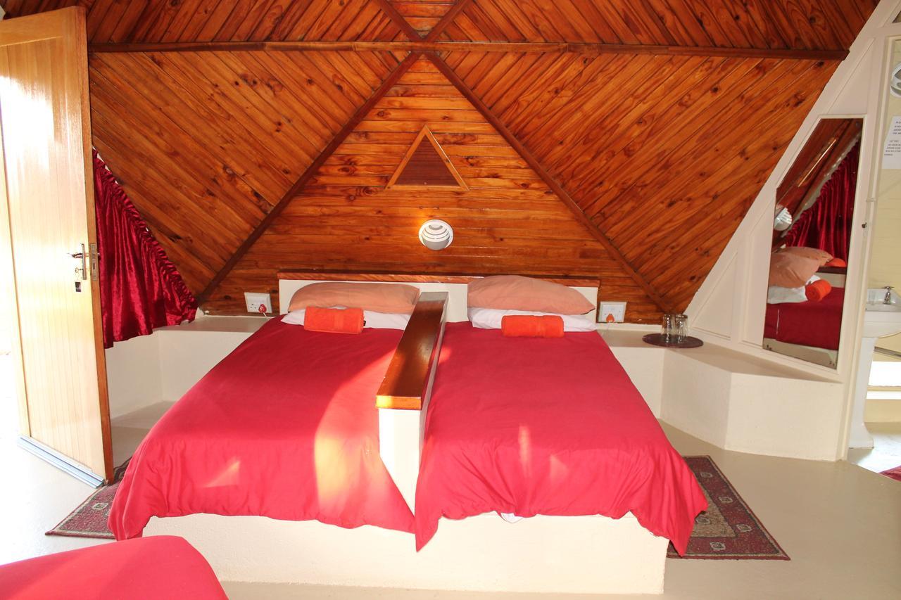 Pyramids Motel Van Reenen Εξωτερικό φωτογραφία