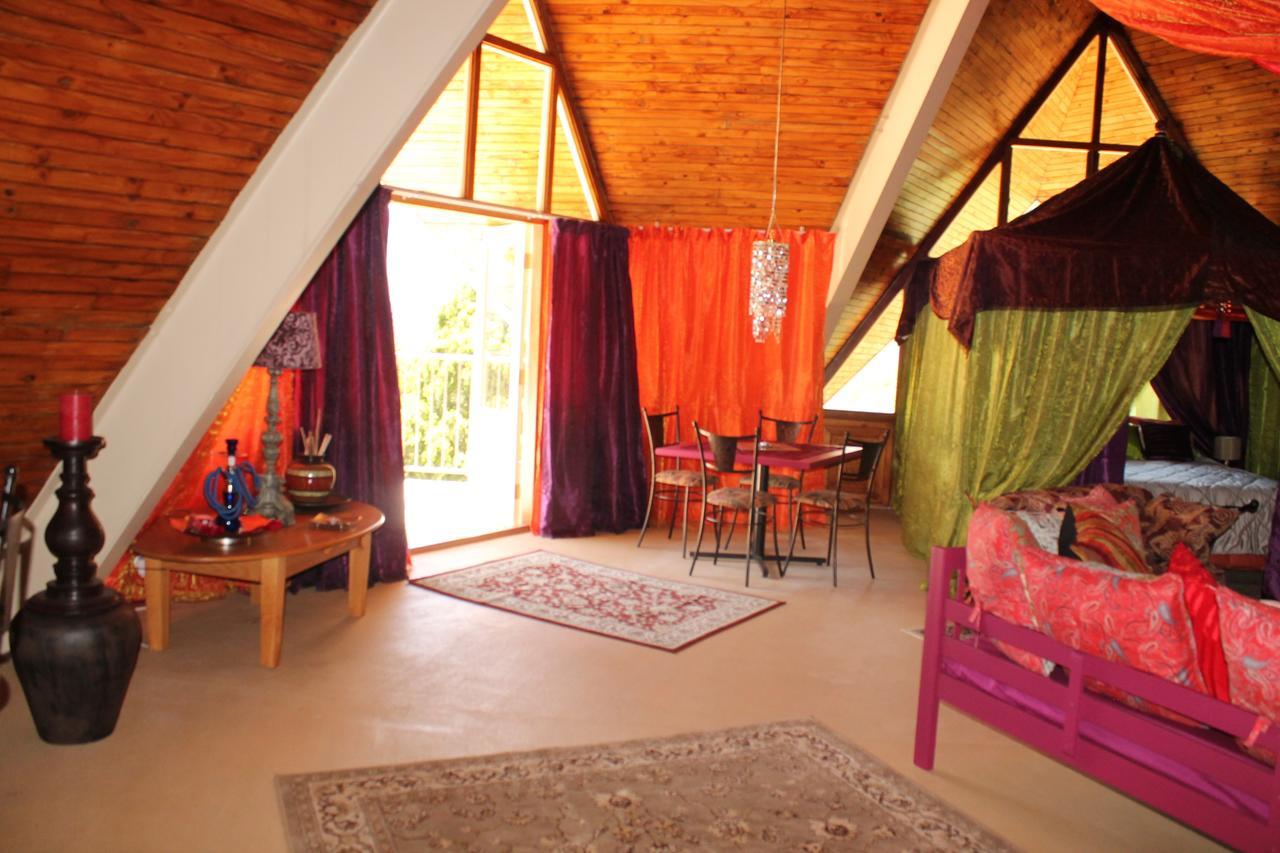Pyramids Motel Van Reenen Εξωτερικό φωτογραφία