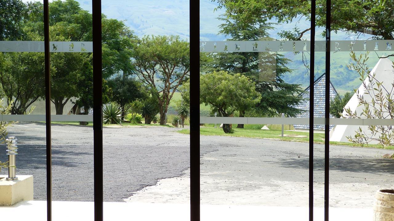 Pyramids Motel Van Reenen Εξωτερικό φωτογραφία