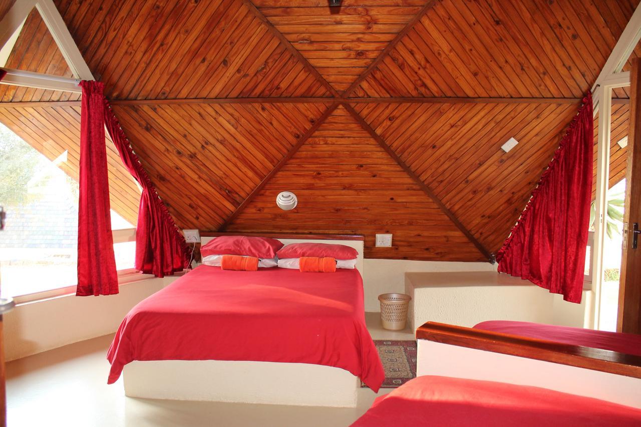 Pyramids Motel Van Reenen Εξωτερικό φωτογραφία