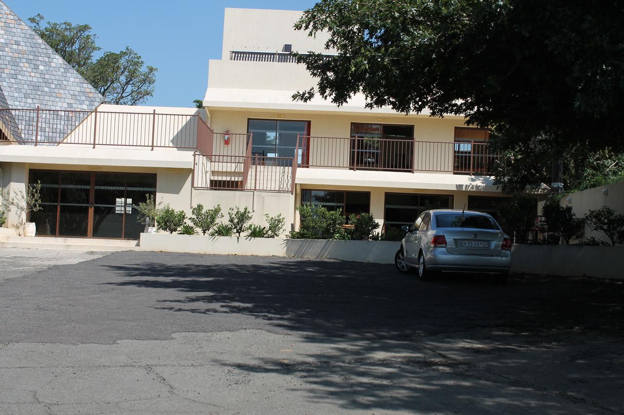 Pyramids Motel Van Reenen Εξωτερικό φωτογραφία