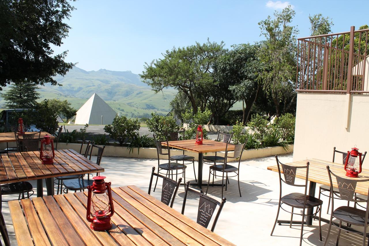 Pyramids Motel Van Reenen Εξωτερικό φωτογραφία