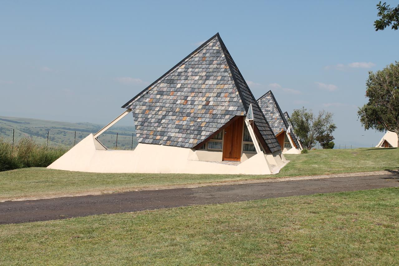 Pyramids Motel Van Reenen Εξωτερικό φωτογραφία
